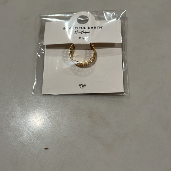 Marissa Layered Gold Leaf Ring - Picture 9 of 9